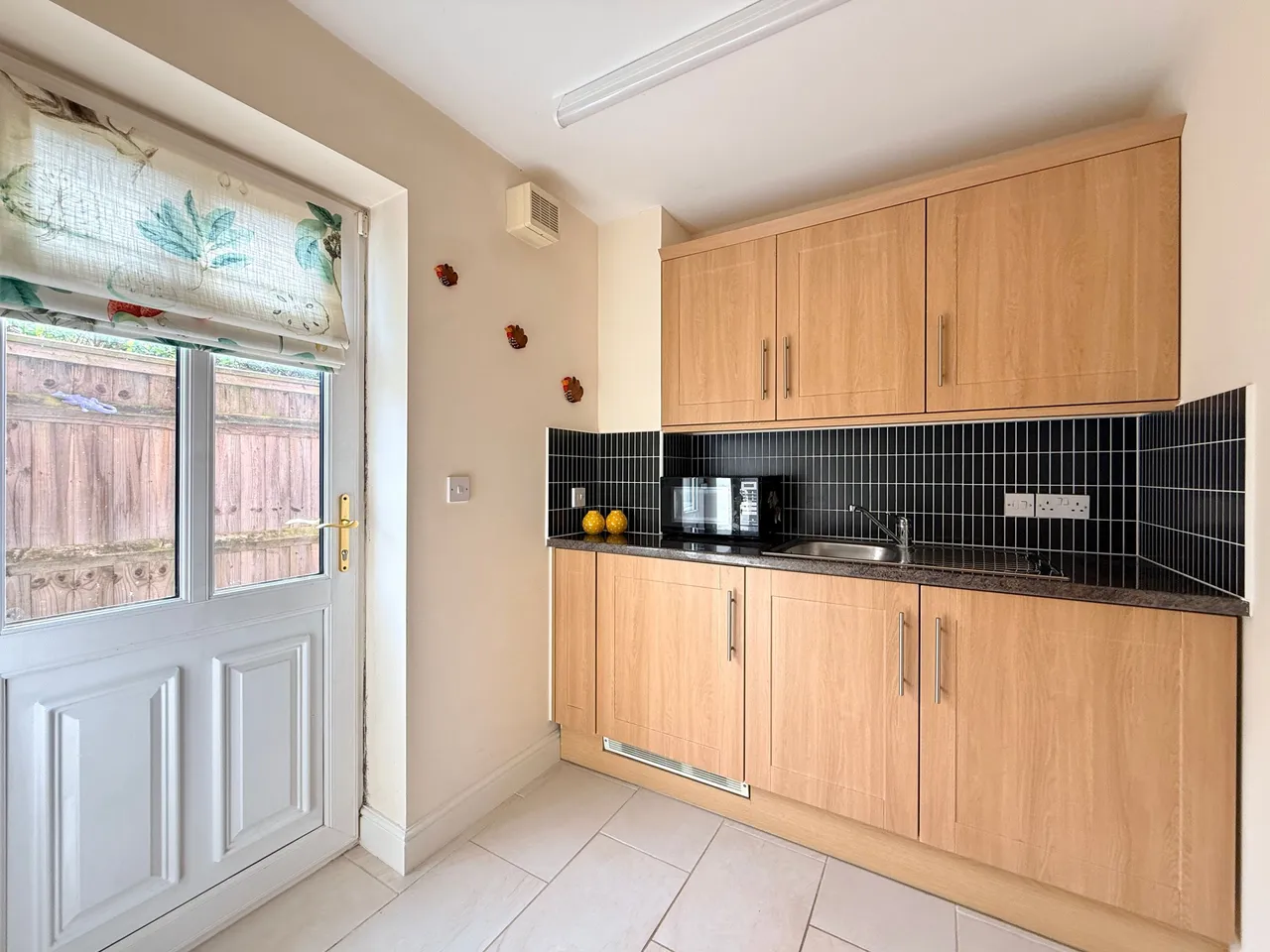 Haynes Close, Faringdon, SN7, photo 6