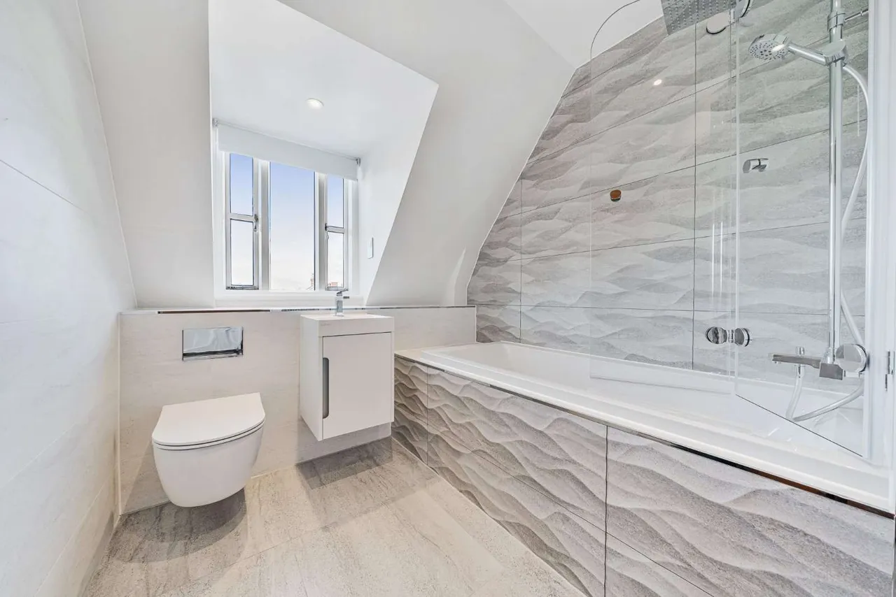 Sevenoaks House, Dartford Road, Sevenoaks, Kent, TN13 3ST, photo 9