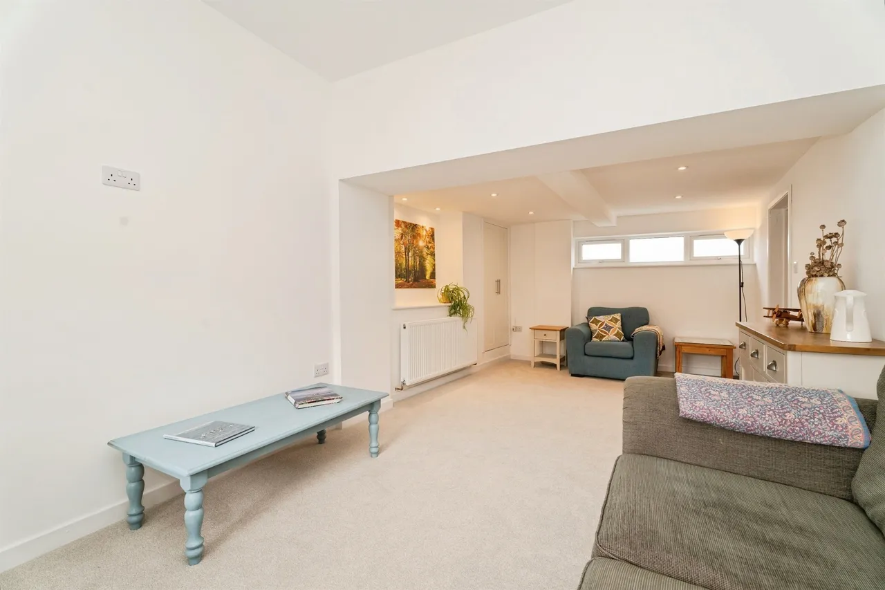 Foulsham Road, Hindolveston, NR20, photo 7