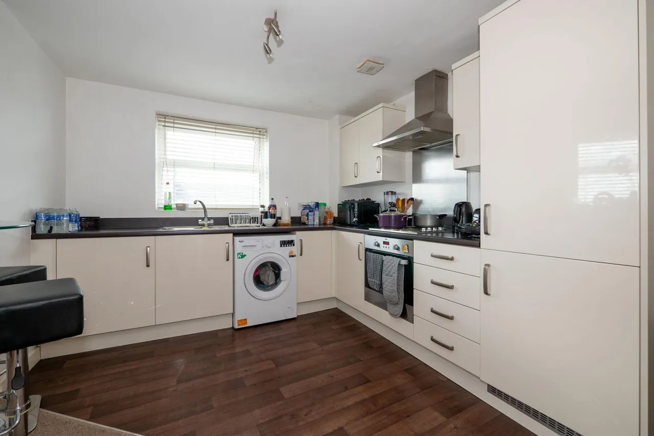 Ivy Graham Close, Newton Heath, M40, photo 7