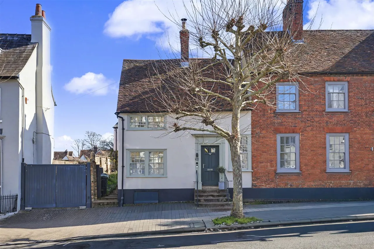 2 bed house for sale, High Street, Saffron Walden, CB10