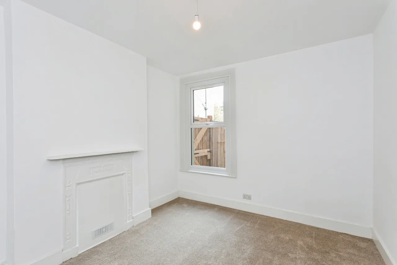 Ilfracombe Road, Southend-on-Sea, SS2, photo 16