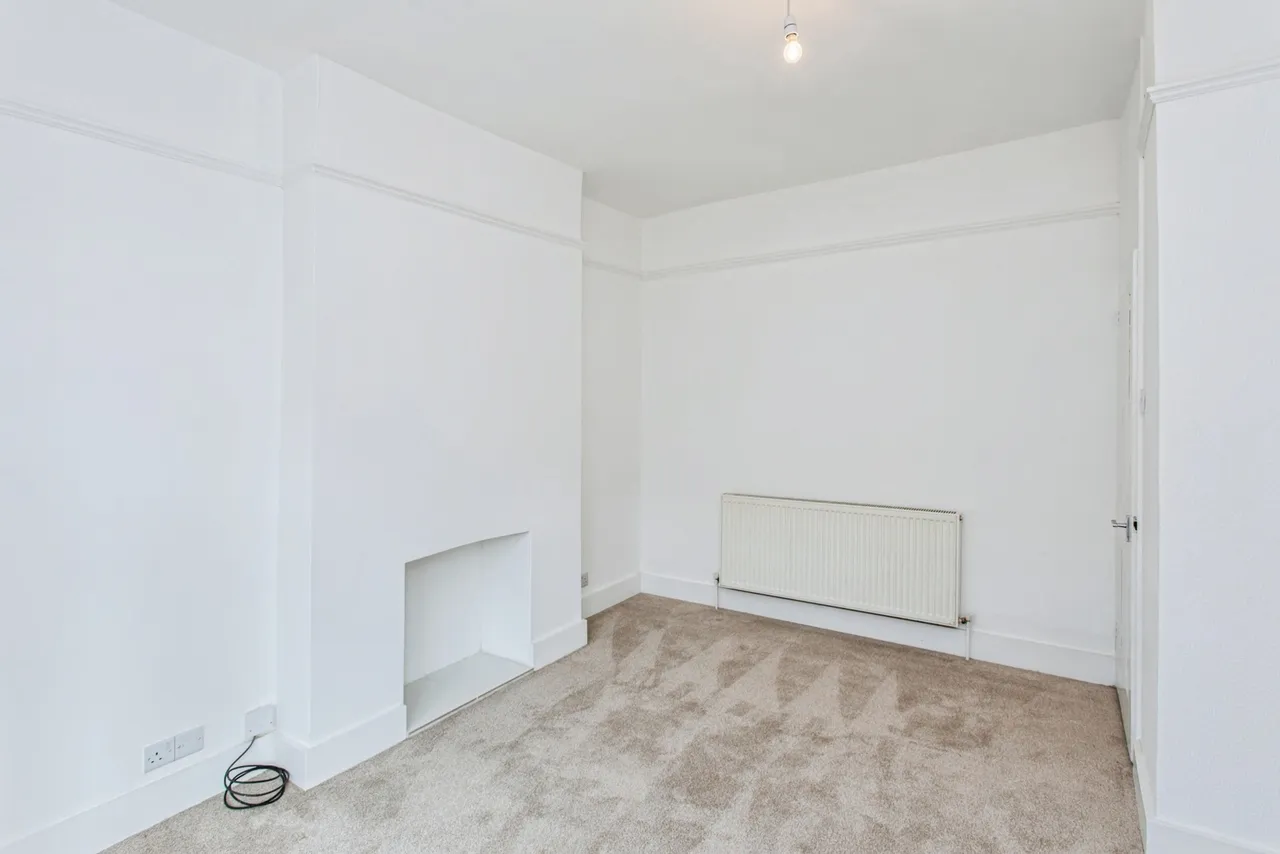 Ilfracombe Road, Southend-on-Sea, SS2, photo 14