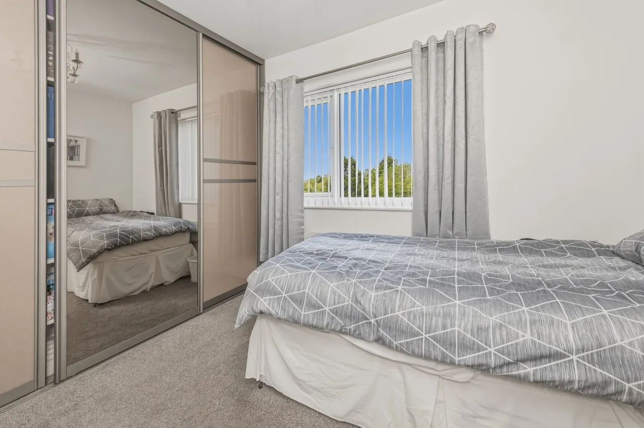 Field End Mount, Leeds, LS15, photo 9