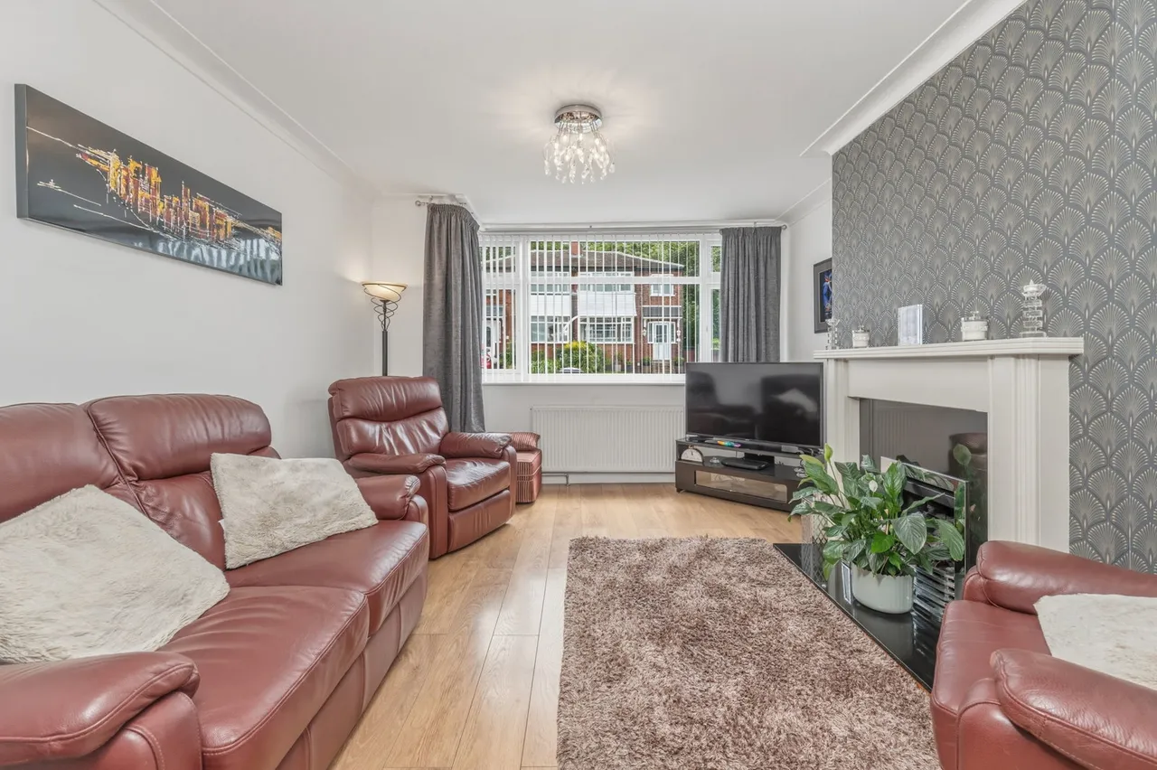 Field End Mount, Leeds, LS15, photo 7