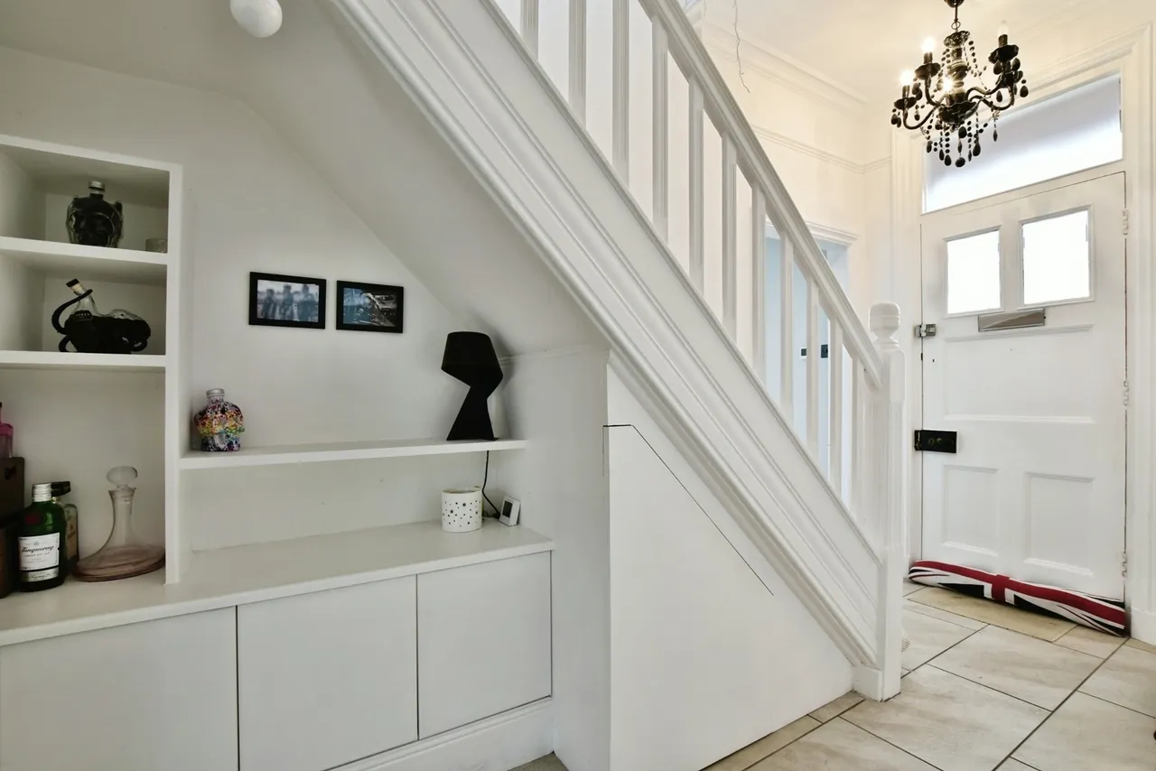 South Grove, Alderley Edge, SK9, photo 10