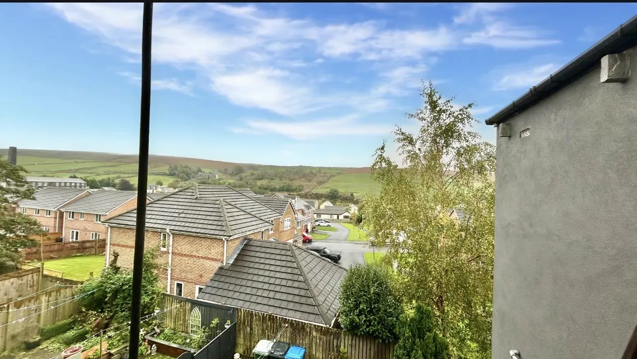 Rochdale Road, Bacup, OL13, photo 7