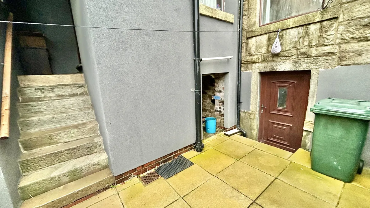 Rochdale Road, Bacup, OL13, photo 6