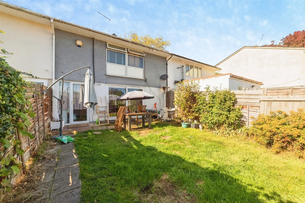 Travellers Lane, Hatfield, AL10, photo 13
