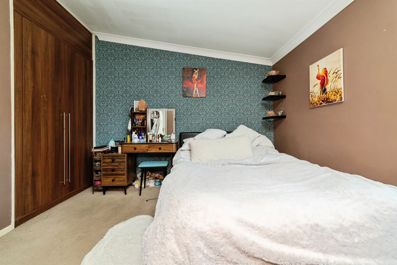 Travellers Lane, Hatfield, AL10, photo 9