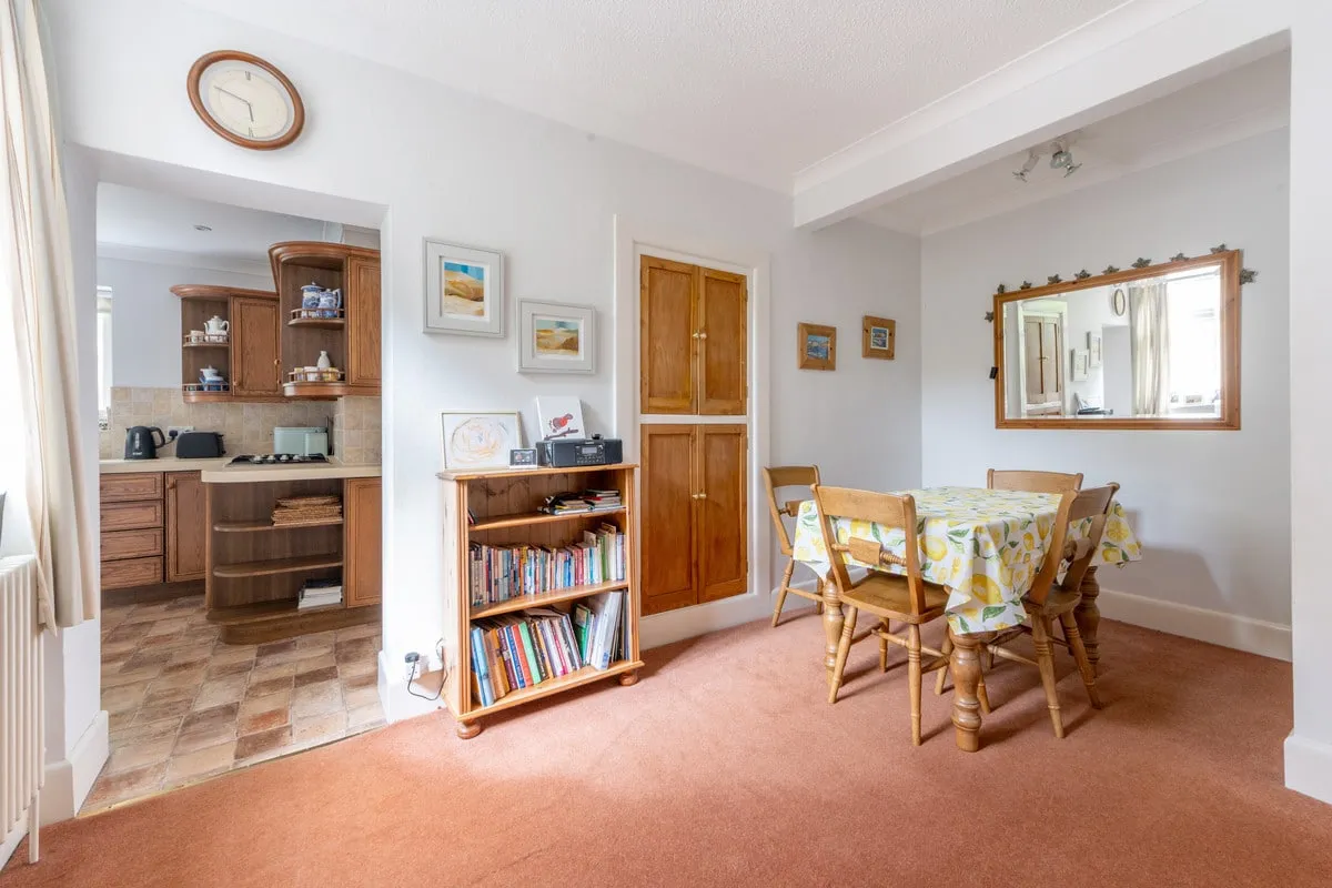 Milldown Road, Blandford Forum, DT11, photo 7