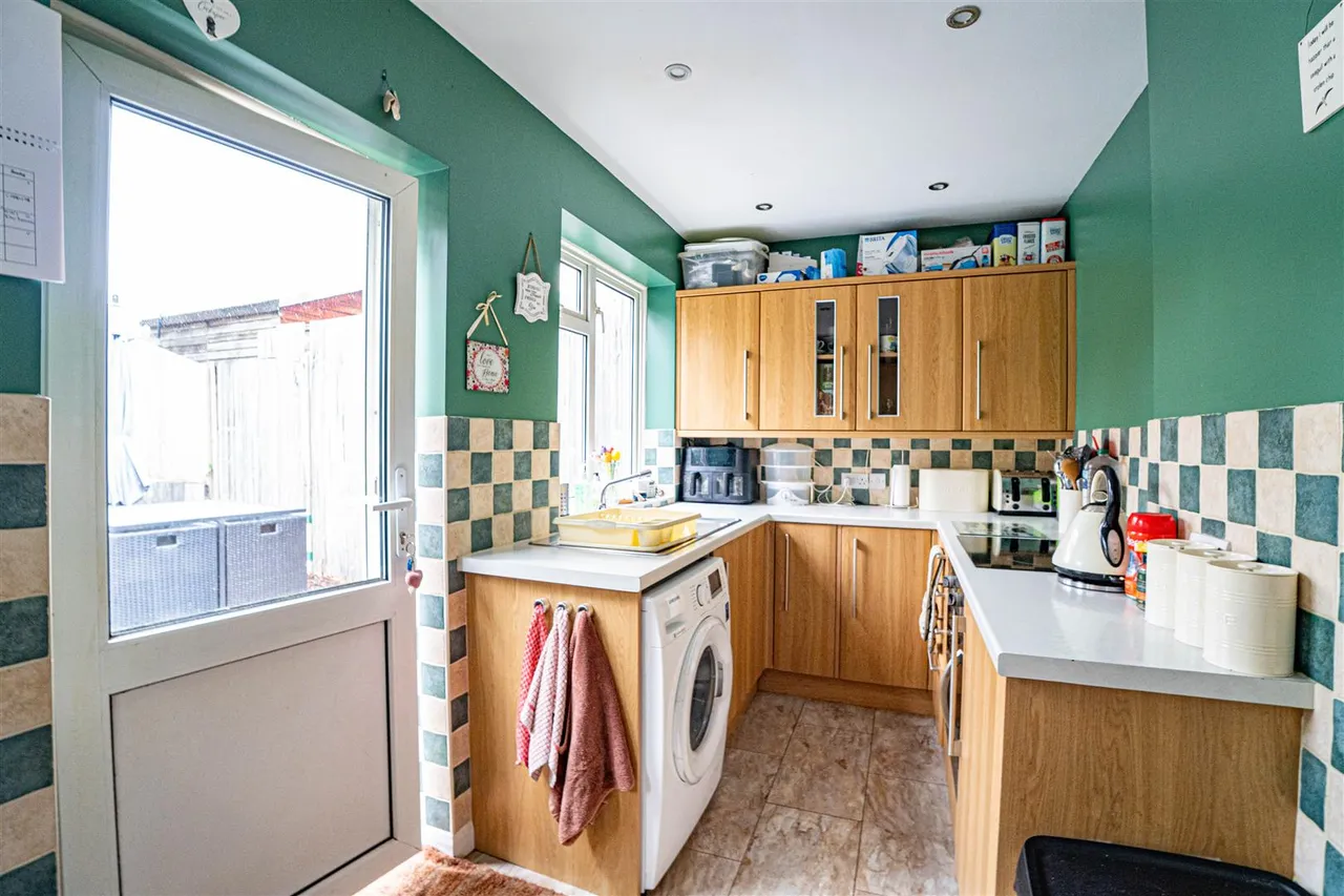 Clifton Road, Hastings, photo 6