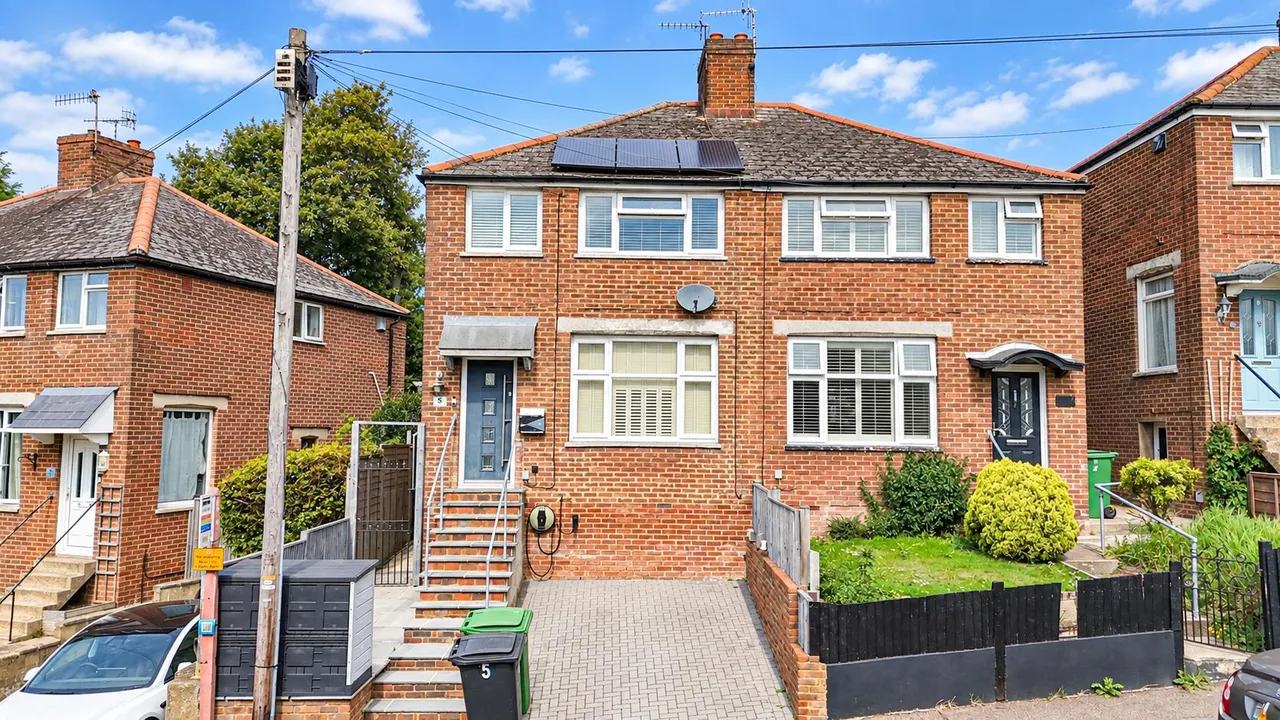 3 bed house for sale, Clifton Road, Hastings