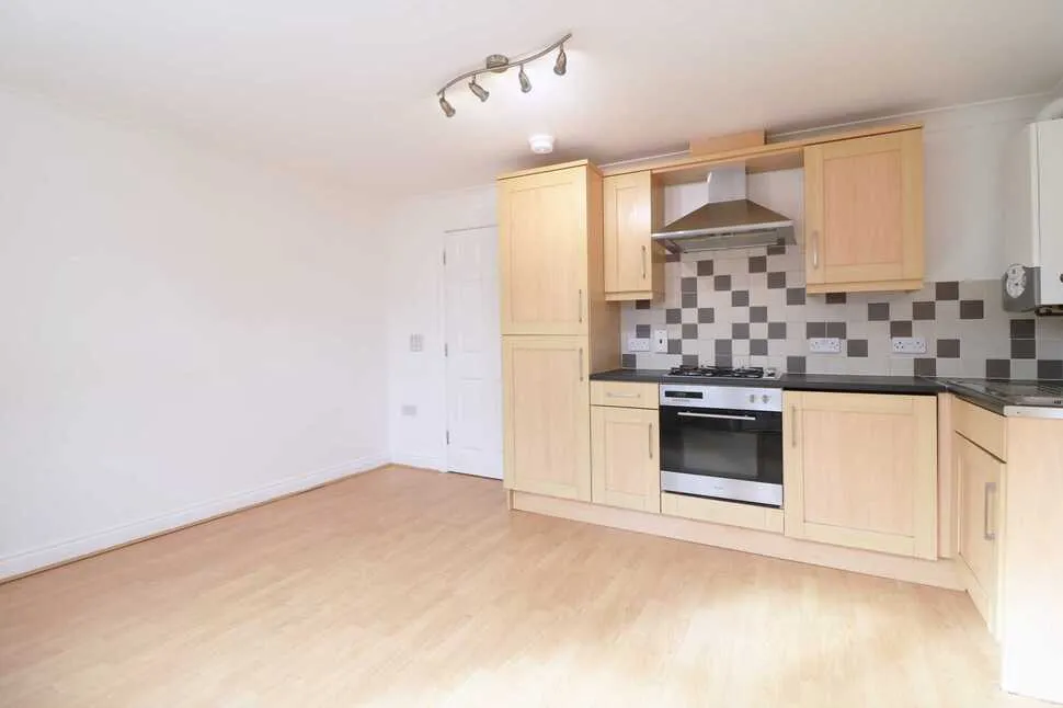 Florence Road, BH5, photo 9