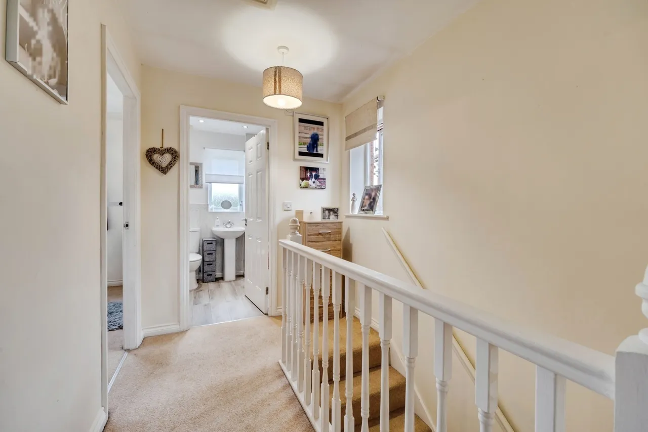 Pear Tree Drive, Farnworth, BL4, photo 11