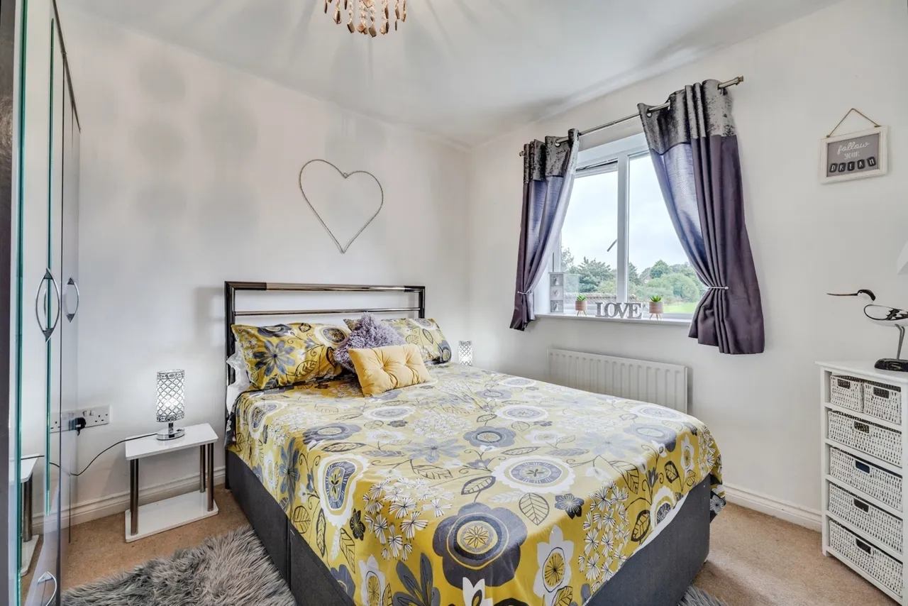 Pear Tree Drive, Farnworth, BL4, photo 16