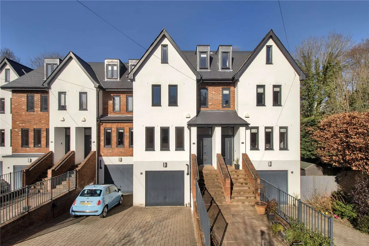 5 bed house for sale — Bishops Down Park Road, Tunbridge Wells, Kent, TN4 8XX