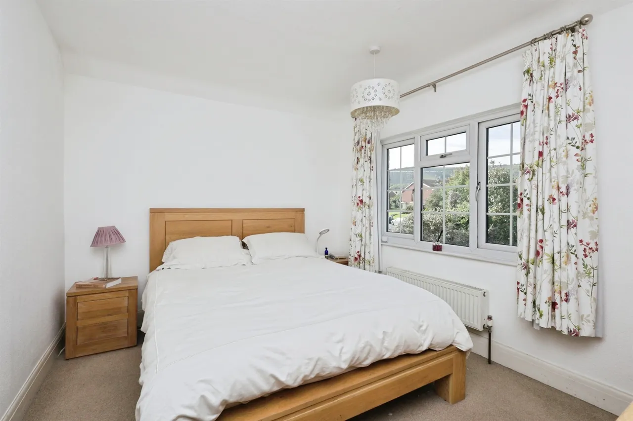 Wannock Road, Polegate, photo 9