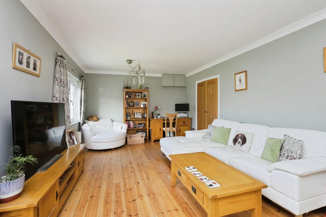 Wannock Road, Polegate, photo 5
