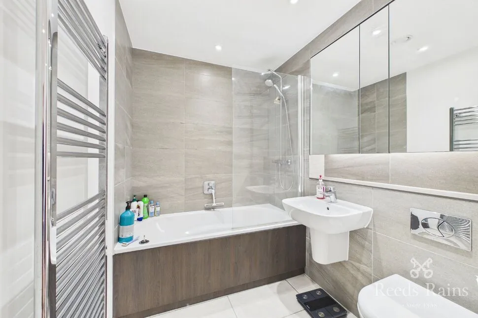 Lockside Lane, Salford, M5, photo 8
