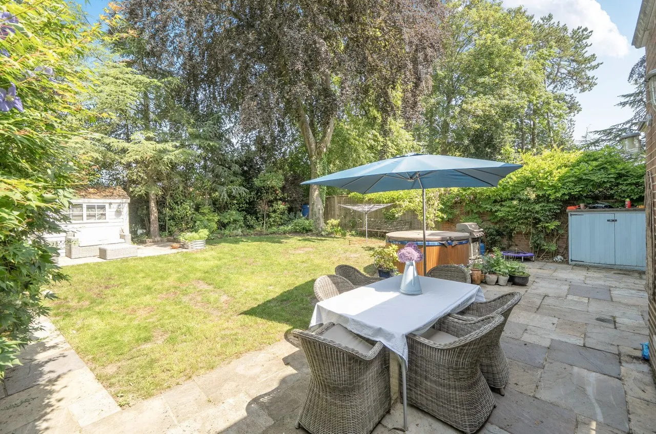 Bereweeke Road, Winchester, SO22, photo 17