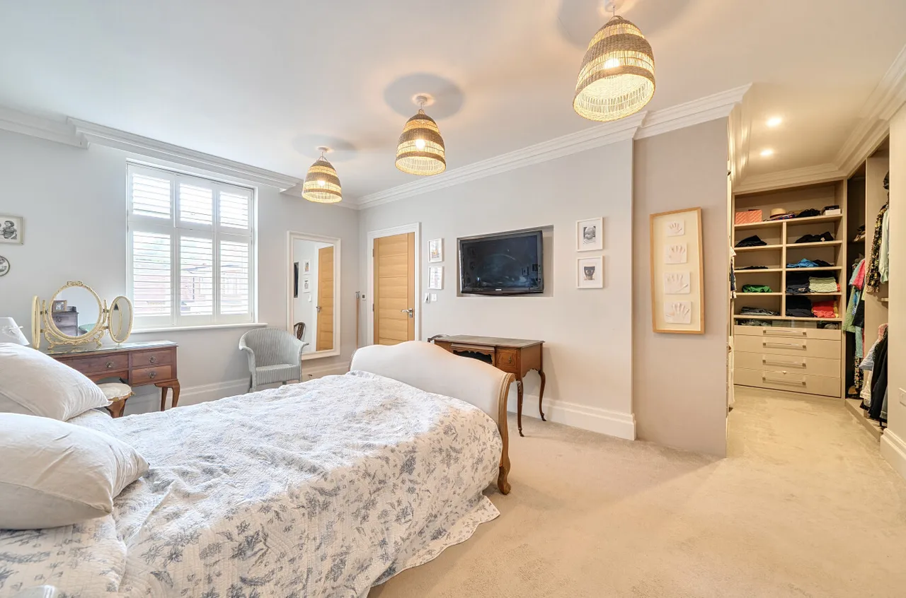 Bereweeke Road, Winchester, SO22, photo 8