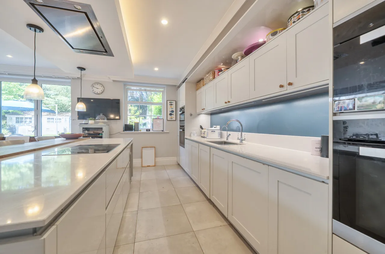Bereweeke Road, Winchester, SO22, photo 6