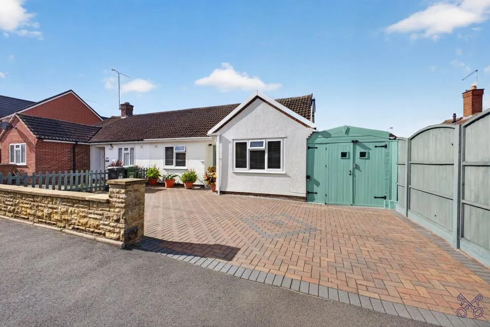 2 bed house for sale, Briar Close, Evesham, WR11