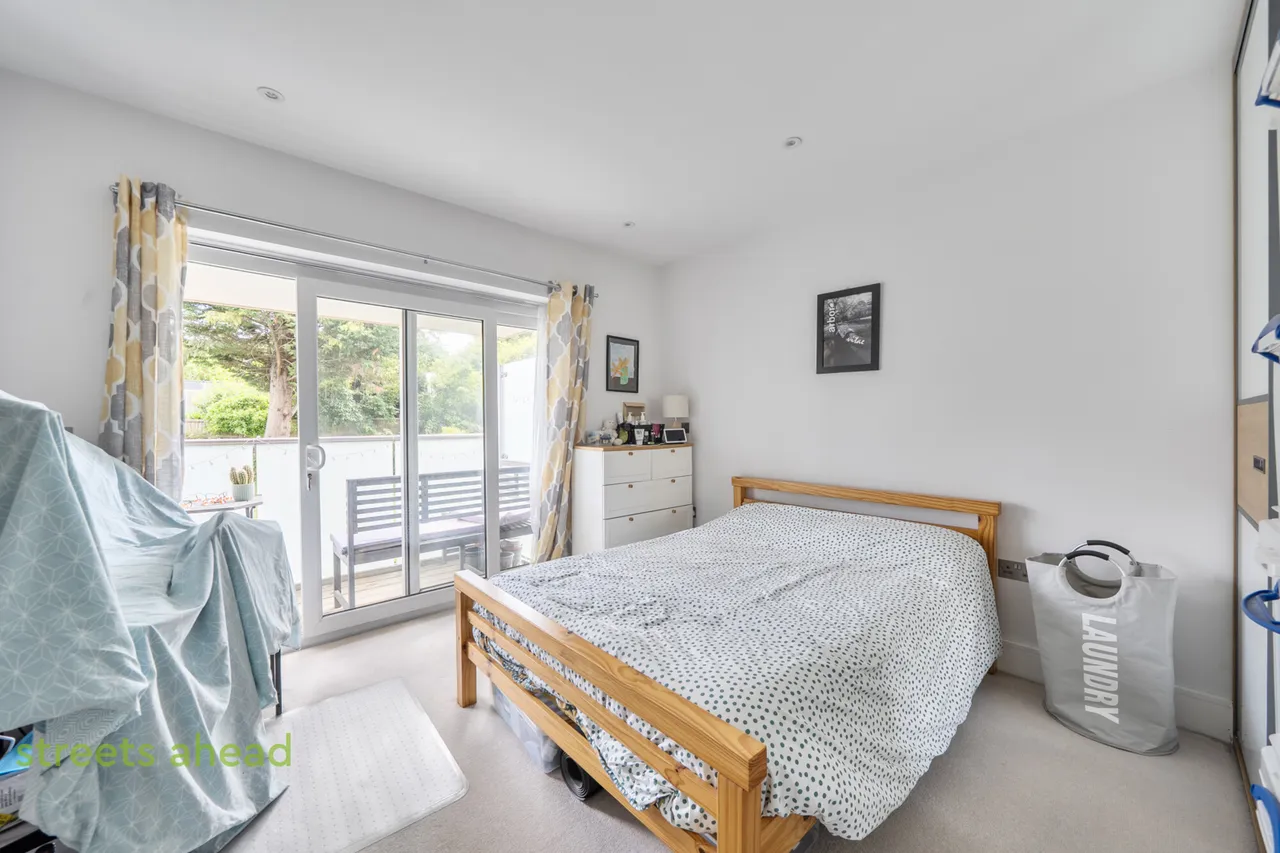 Chipstead Valley Road, Coulsdon, CR5, photo 8