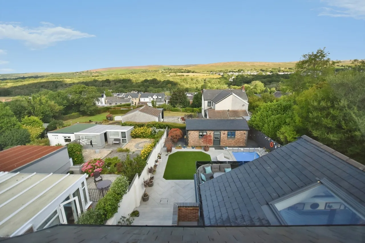 Park Lane, Lower Brynamman, SA18, photo 10