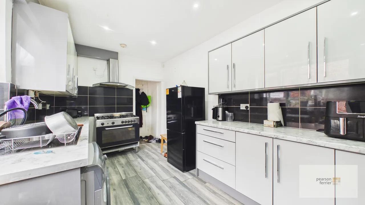 Inman Street, Bury, BL9 0TP, photo 6