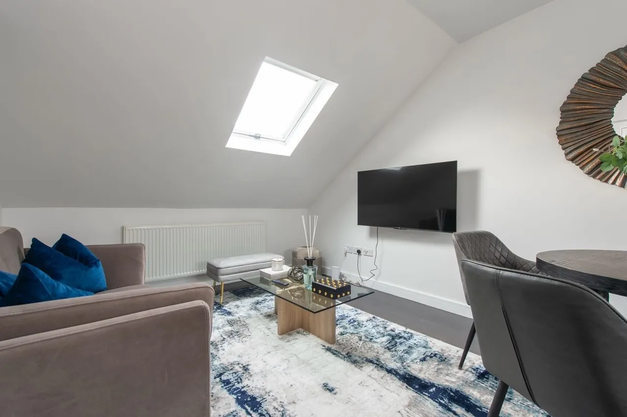 Flat C, 65 Wellmeadow Road, London, photo 9