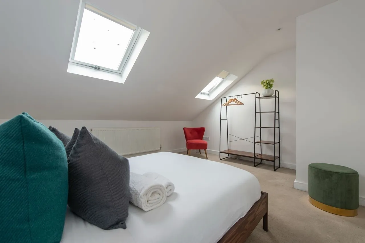 Flat C, 65 Wellmeadow Road, London, photo 8