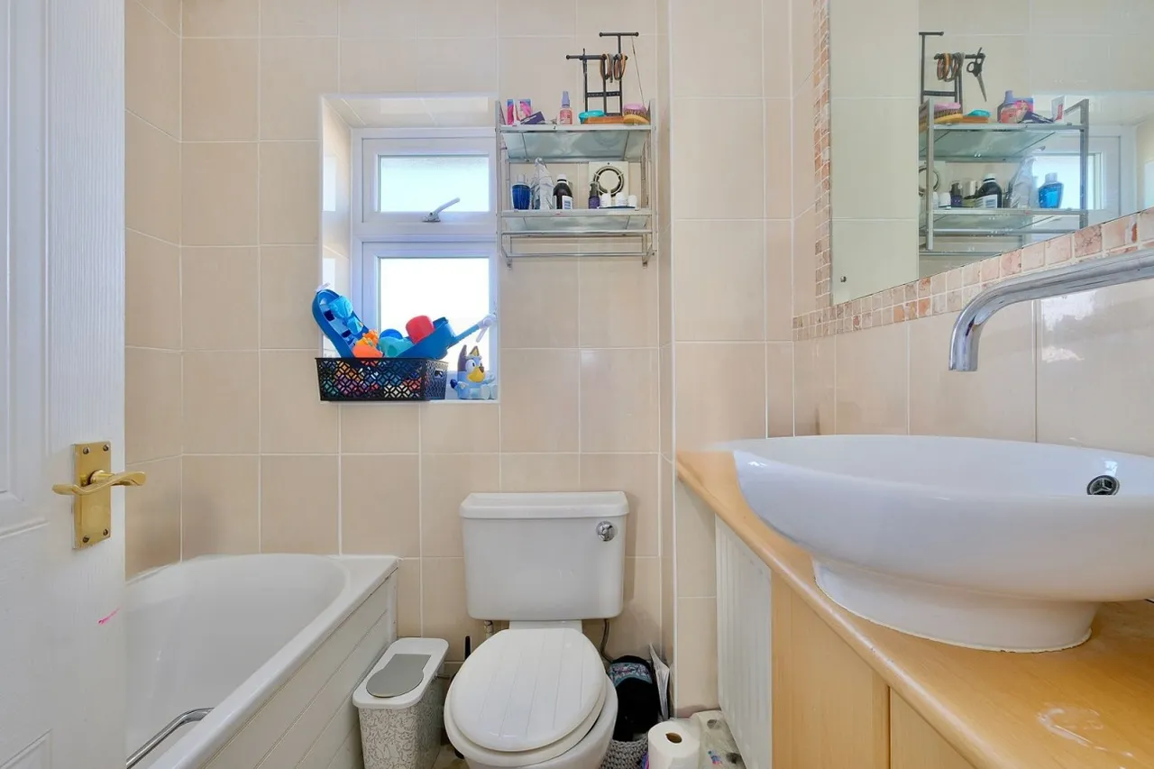 Alder Drive, Huntingdon, PE29, photo 9