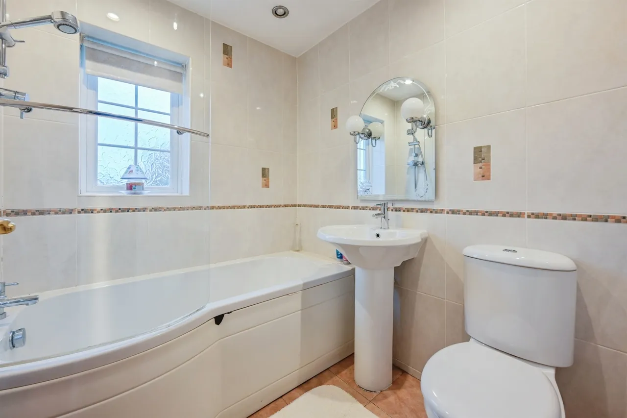 Medina Close, Alvaston, DE24, photo 13