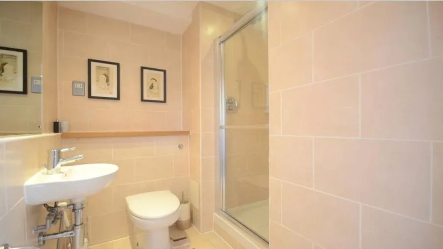 Forbury Road, Reading, RG1, photo 2