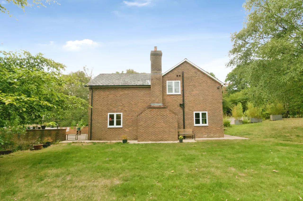 Mayfield Flat, Heathfield, TN21, photo 31