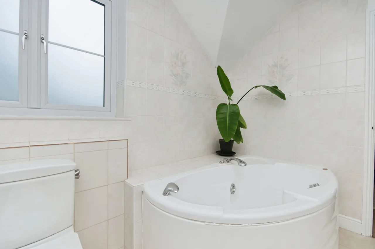 Mayfield Flat, Heathfield, TN21, photo 15
