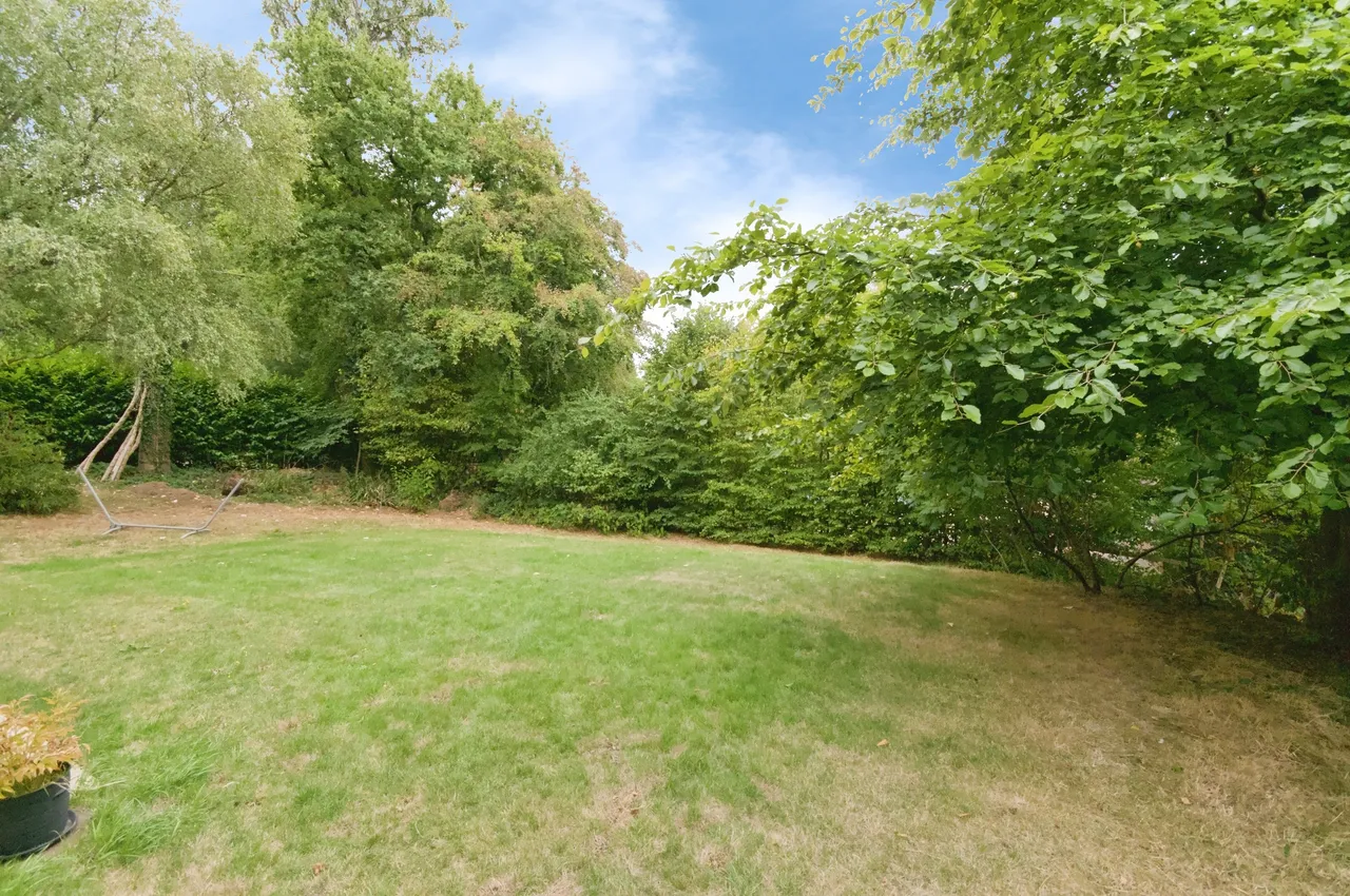 Mayfield Flat, Heathfield, TN21, photo 29