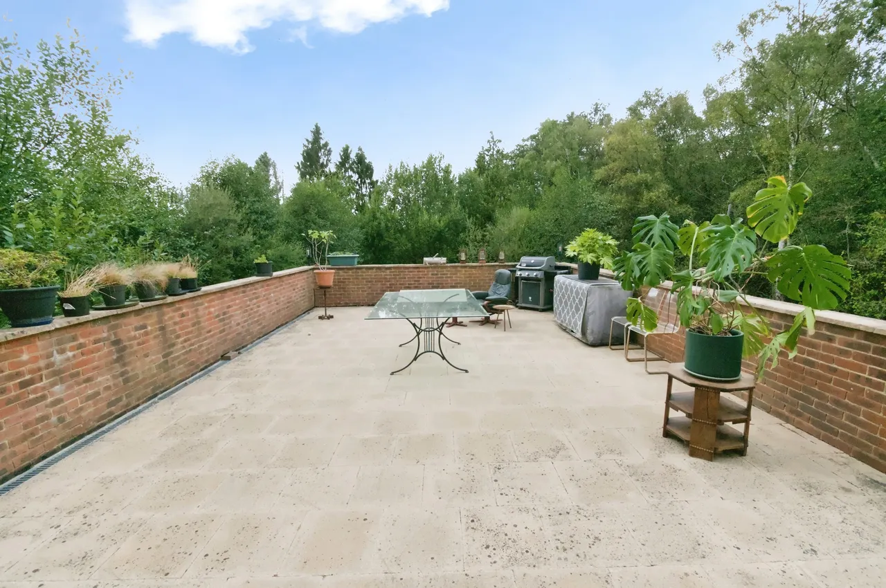 Mayfield Flat, Heathfield, TN21, photo 24