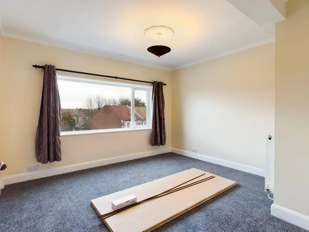 London Road, Portsmouth, PO2, photo 6