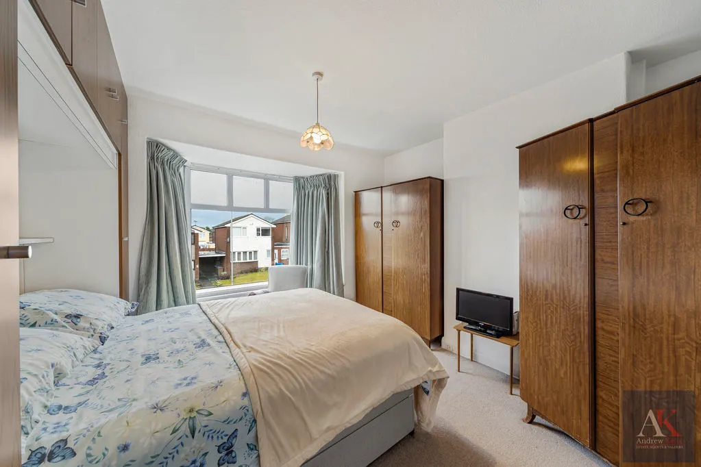 Smithy Bridge Road, Littleborough, OL15, photo 13