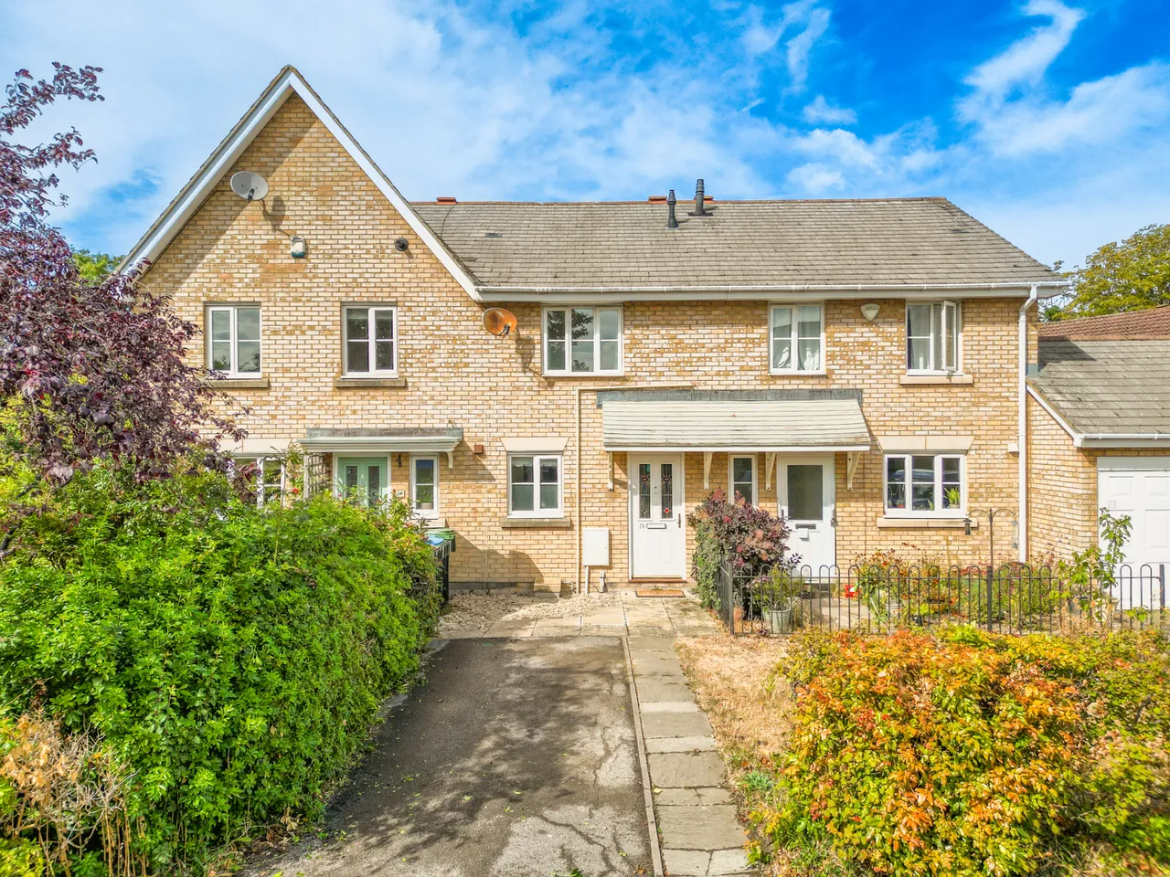 2 bed property for sale — Windsor Road, Pitstone
