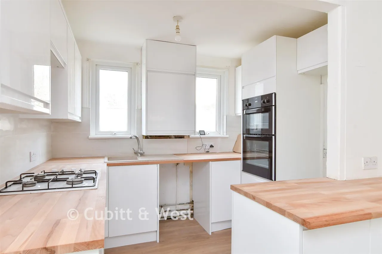 Telscombe Cliffs Way, Telscombe Cliffs, BN10, photo 5