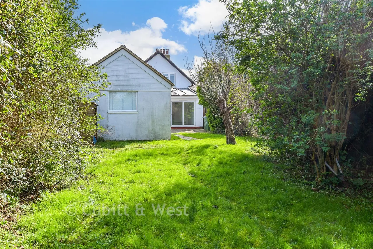 Telscombe Cliffs Way, Telscombe Cliffs, BN10, photo 12