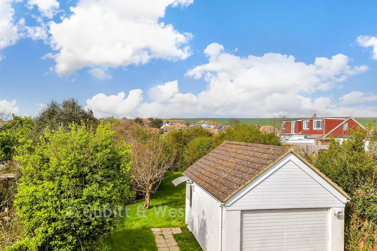 Telscombe Cliffs Way, Telscombe Cliffs, BN10, photo 6