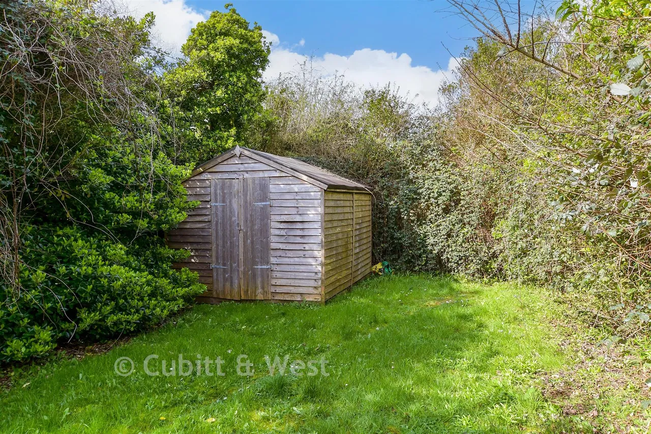 Telscombe Cliffs Way, Telscombe Cliffs, BN10, photo 13