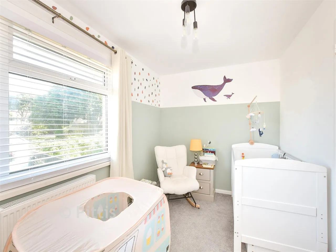 Solent Gardens, Freshwater, PO40, photo 10