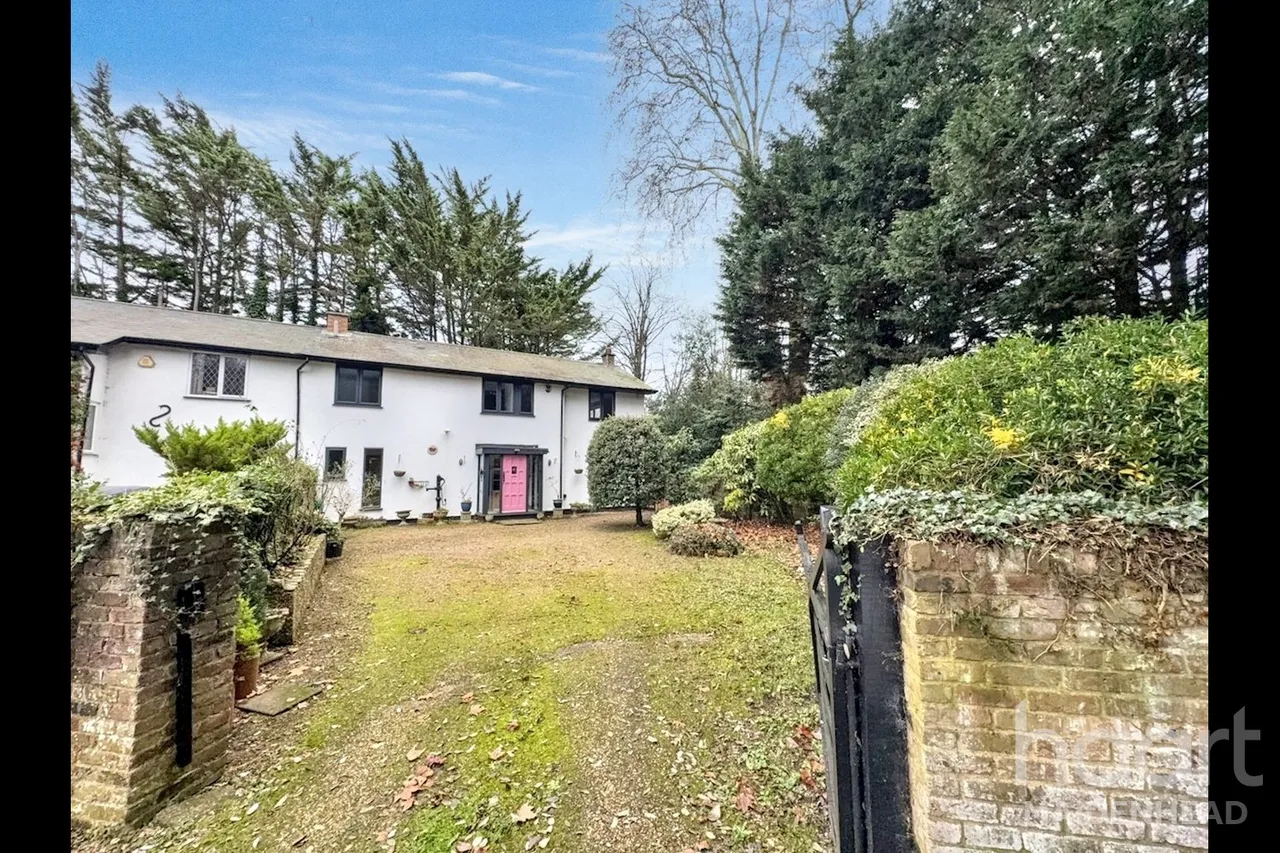 3 bed house for sale, Berry Hill, Maidenhead, SL6