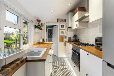 St. Peters Street, South Croydon, photo 6